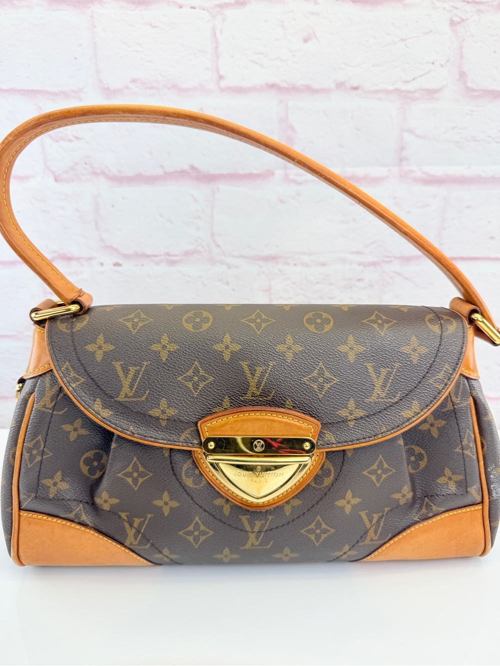 Louis Vuitton Monogram Beverly MM Handbag